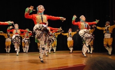 Turkish-Folk-Dancers